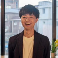 第4部岡田 陵太 _ 株式会社ビーウェル